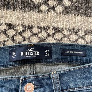 Hollister low-rise boyfriend jeans
